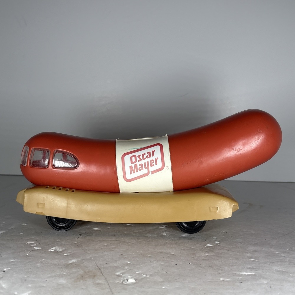 Vintage 90s Oscar Mayer WEINERMOBILE Hot‎ Dog Coin Bank - Picture 3 of 6